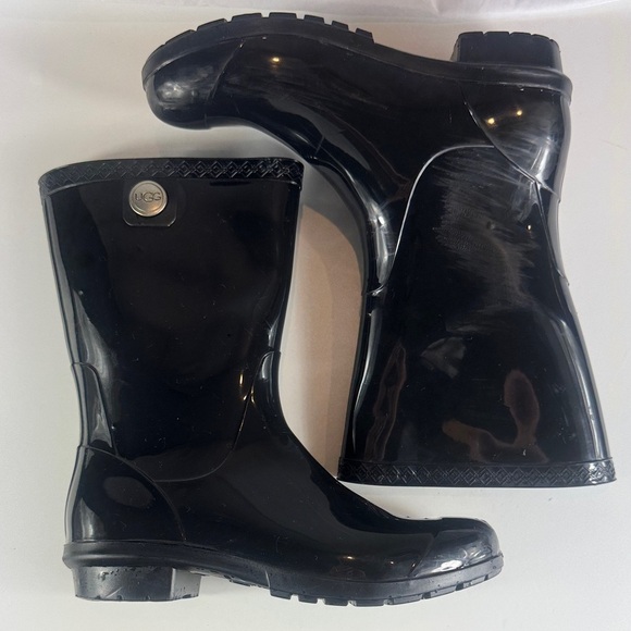 UGG Shoes - Black UGG Rain Boots with Sheep’s Fur Lining